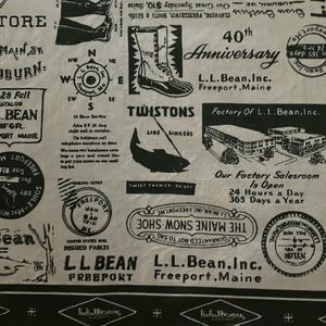 L.L.Bean green & off white cotton bandanna / bandana 40th anniversary NWOT